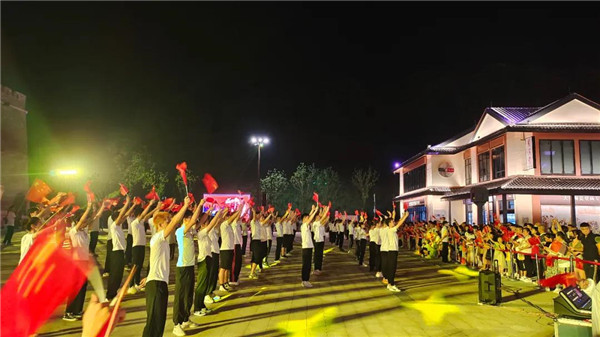 月光所照，皆為家國(guó)——景德鎮(zhèn)大型實(shí)景演出《china》國(guó)慶假期受到觀眾熱捧