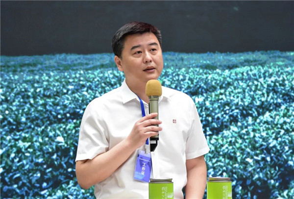 新理念、新時(shí)尚、新方式、新感受——德宇集團(tuán)舉行2022得雨活茶新品發(fā)布推廣會(huì)