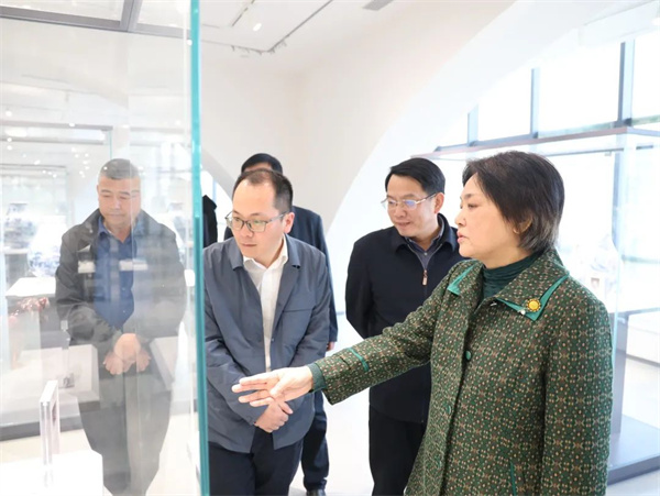 中國五冶集團(tuán)一行蒞臨市城投集團(tuán)調(diào)研座談