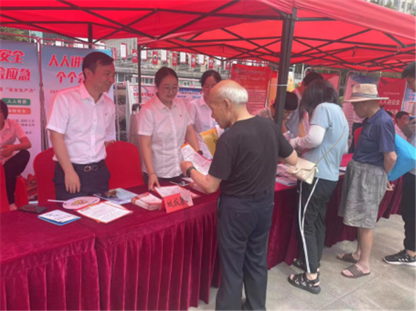 市城投集團(tuán)開(kāi)展“安全生產(chǎn)月”專題宣傳活動(dòng)