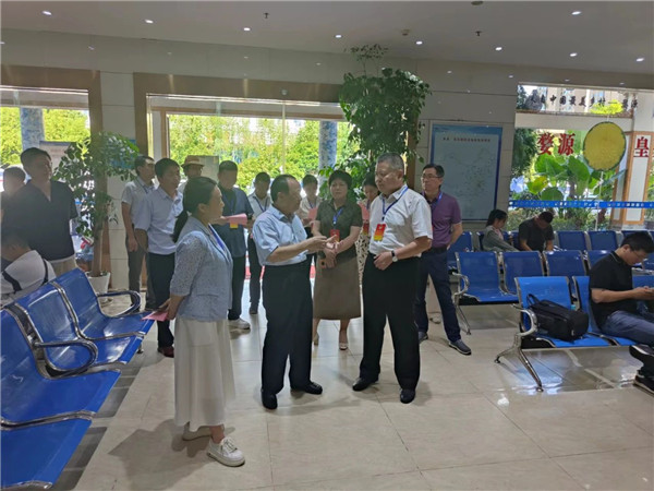 市政協(xié)開展“加快旅游集散體系建設(shè)，助力夜經(jīng)濟(jì)高質(zhì)量發(fā)展”專題調(diào)研